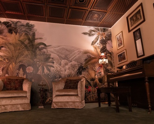Studio Lounge Stage